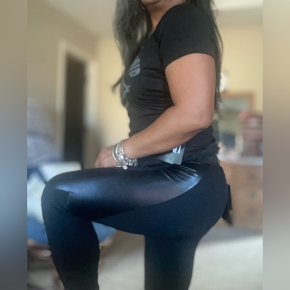 Black pyramid set - Picture 4 of 12